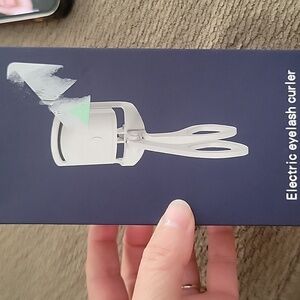 Electric Eyelesh Curle